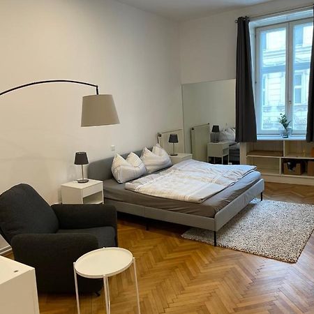 100M2 Apartment Naehe 1010 Wien エクステリア 写真