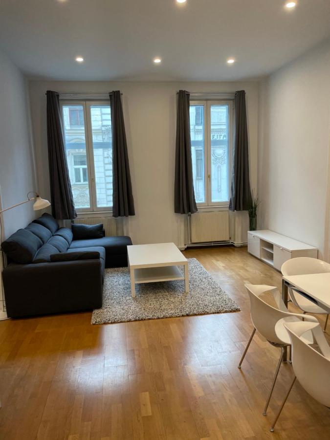 100M2 Apartment Naehe 1010 Wien エクステリア 写真