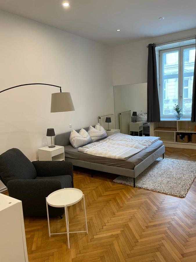100M2 Apartment Naehe 1010 Wien エクステリア 写真