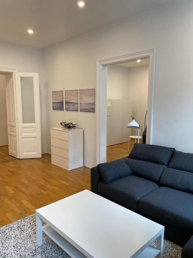 100M2 Apartment Naehe 1010 Wien エクステリア 写真
